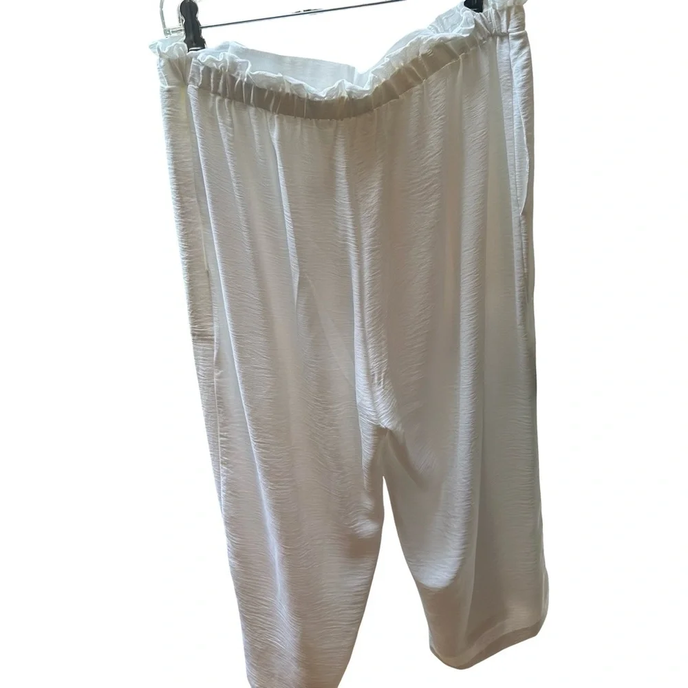 NWOT Hope & Harlow XL Classic White Textured Wide-Leg Pants